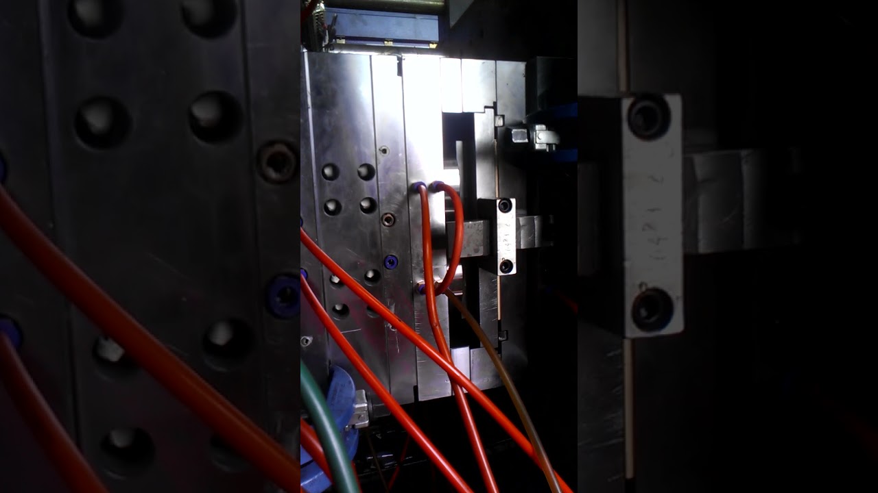 PET Preform Mould Video 2